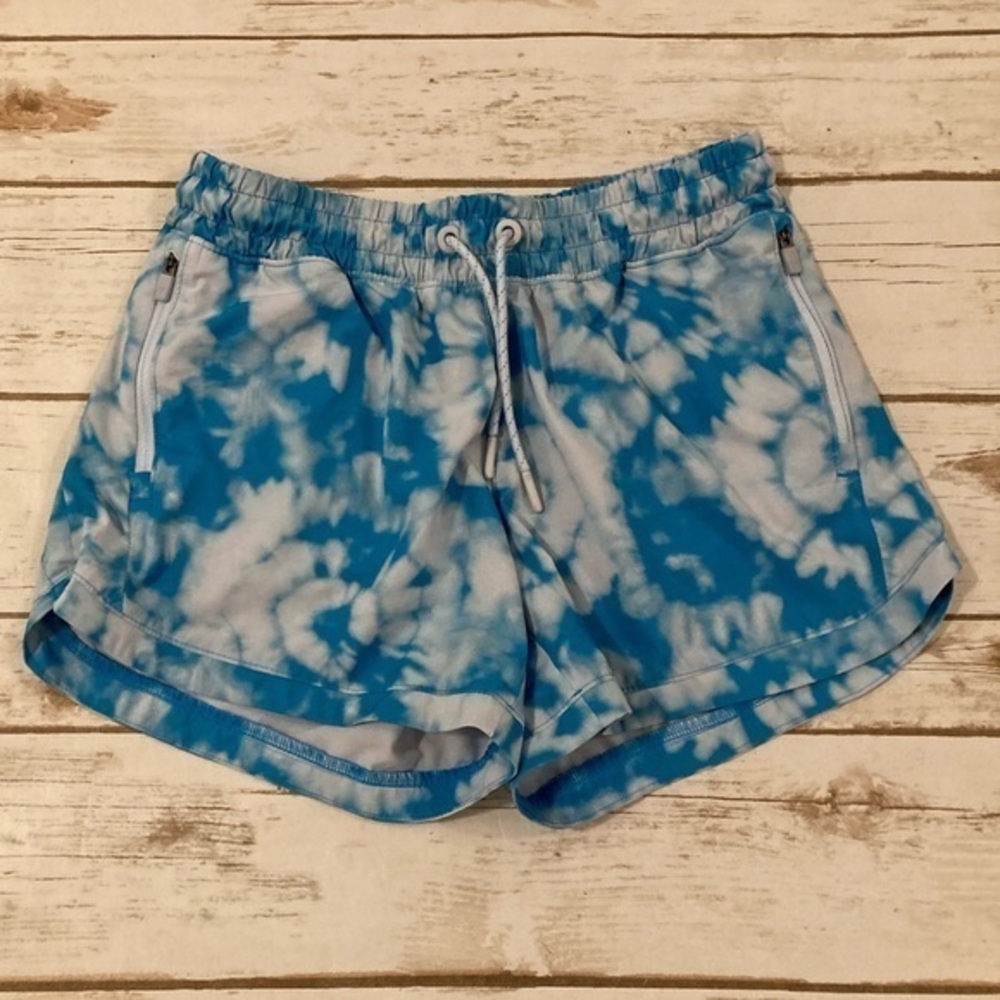 Athleta Girl All Play 3” Shorts Blue Tie Dye Size XL/14